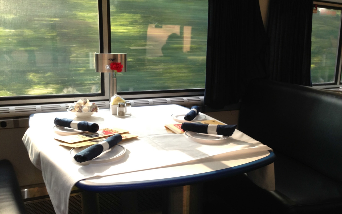 Meals and Dining Onboard Amtrak Amtrak Vacations®