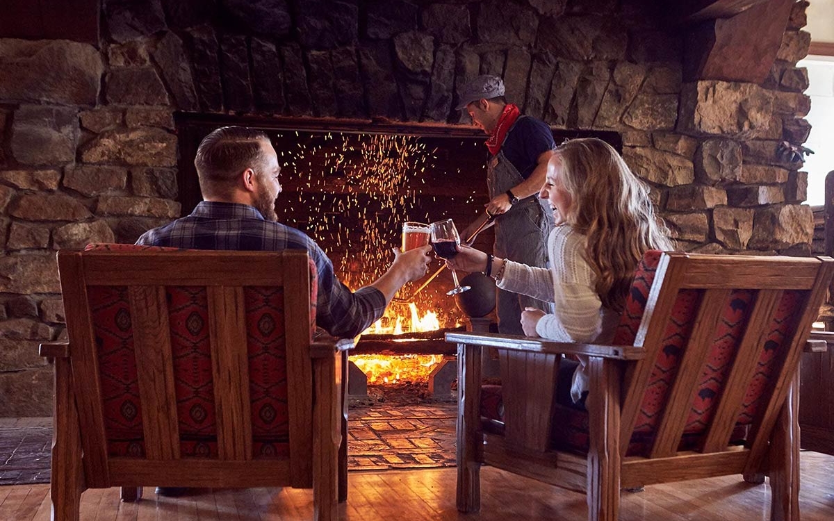 Glacier Park Lodge, Montana, Fireplace