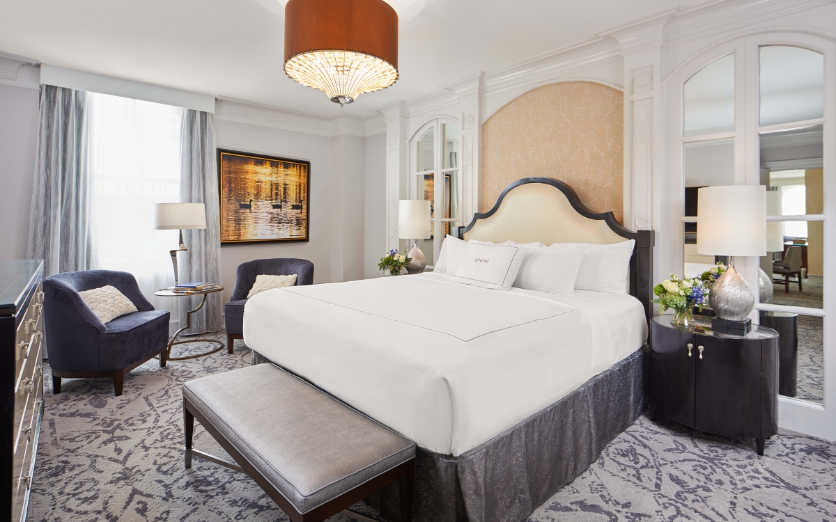 Peabody_Hotel_Pres_Bedroom_web