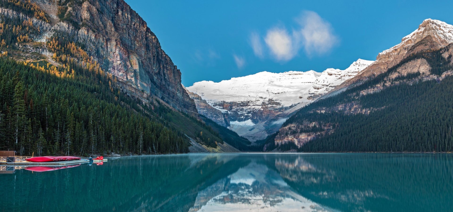 https://www.amtrakvacations.ca/sites/amtrak/files/styles/hero/public/images/1.-Lake-Louise-in-Banff-National-Park-1800x600.jpg?h=3a3df0c5&itok=LygUrs4S