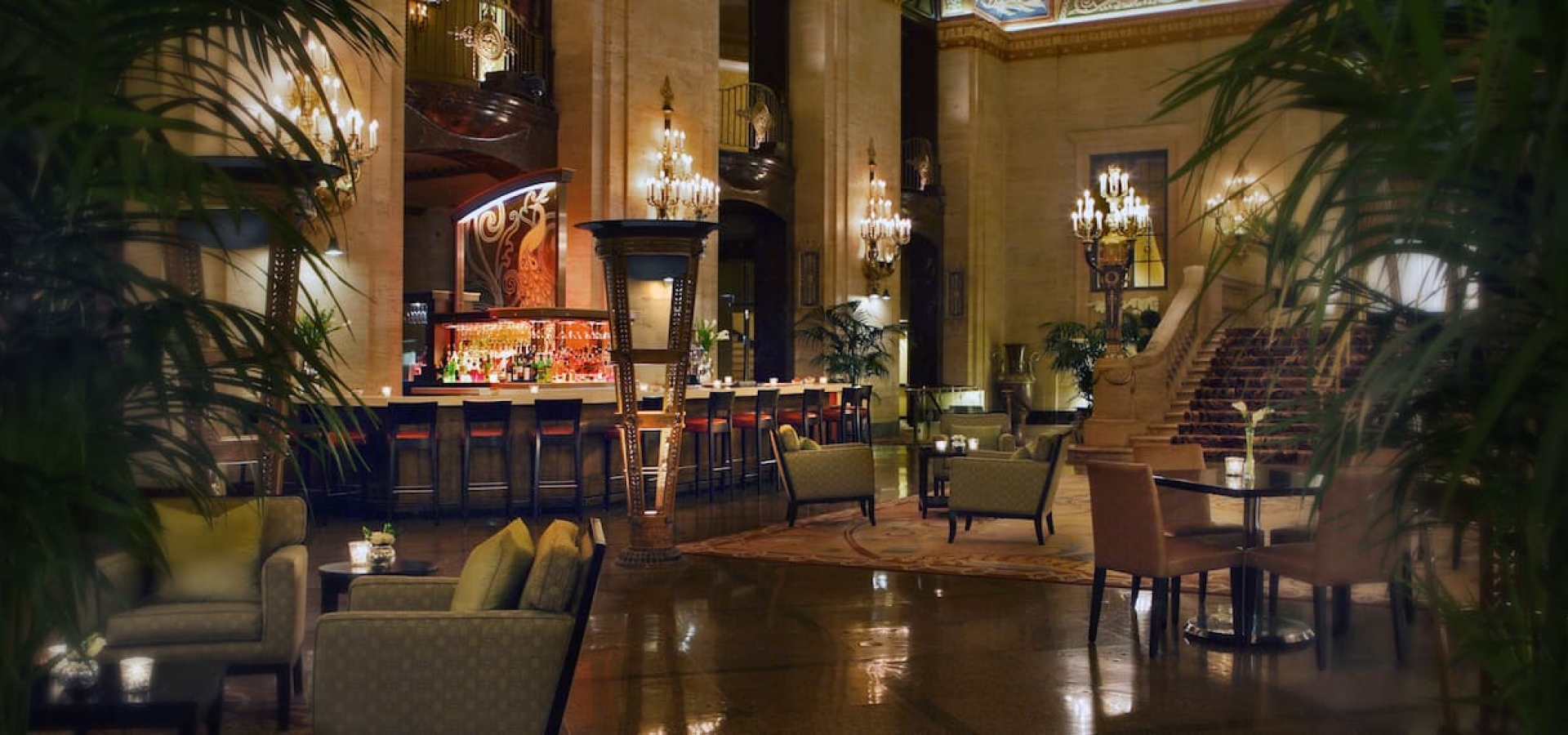 The Palmer House Hilton, Chicago, IL, bar The Palmer House Hilton, Chicago, IL, bar